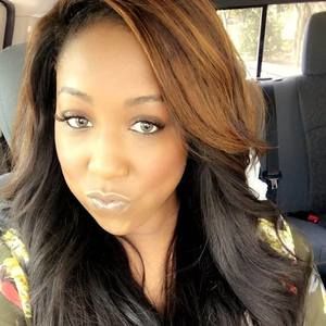 Meet your Posher, Crystal